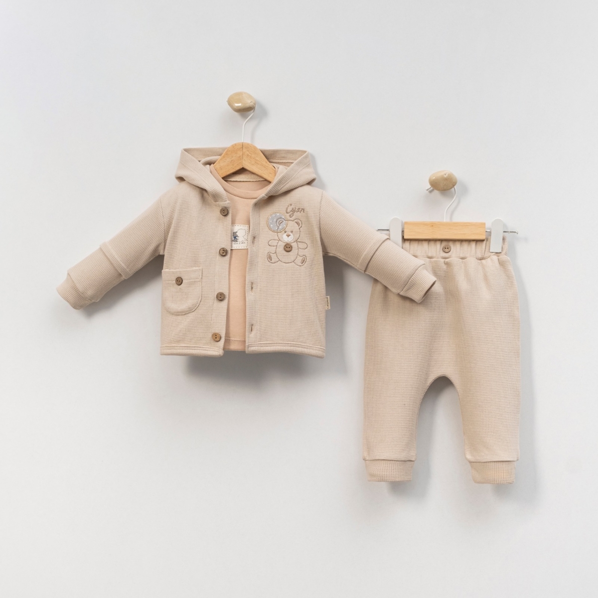 MINI CAYZEN MEN'S 3-PIECE SUIT WITH FRONT POCKETS 6-9-12 MONTHS