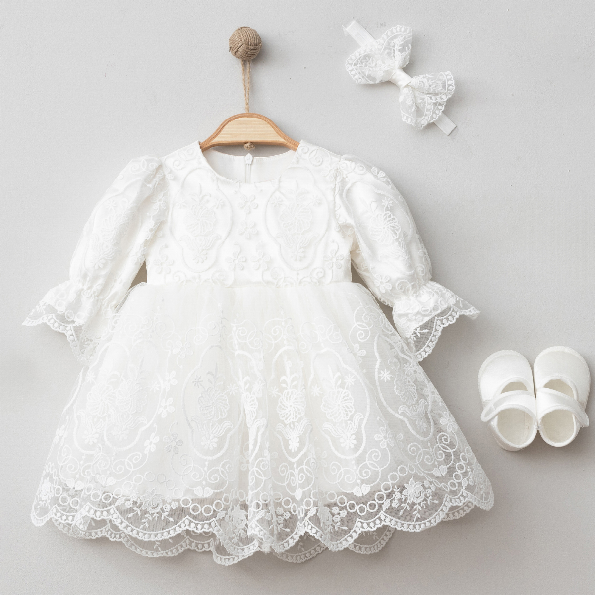 PUGİ KIZ 0/3-3/6 AY ASTER MEVLÜTLÜK SET