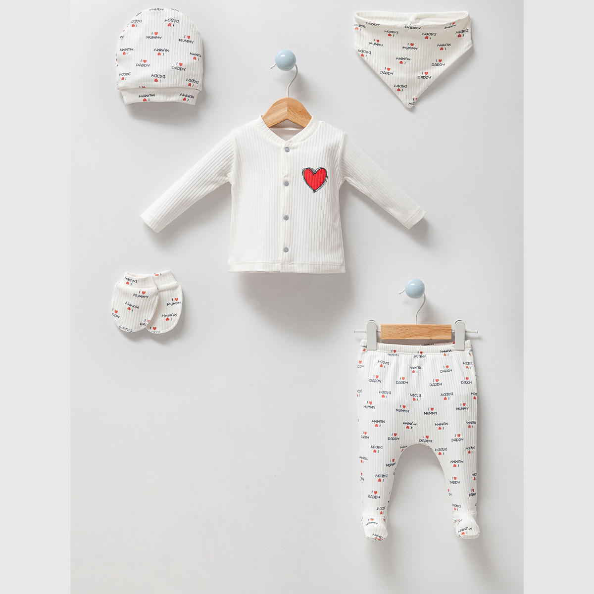 ESYA BABY UNISEX 0-3 AY MOM DAD KALPLİ 5Lİ SET