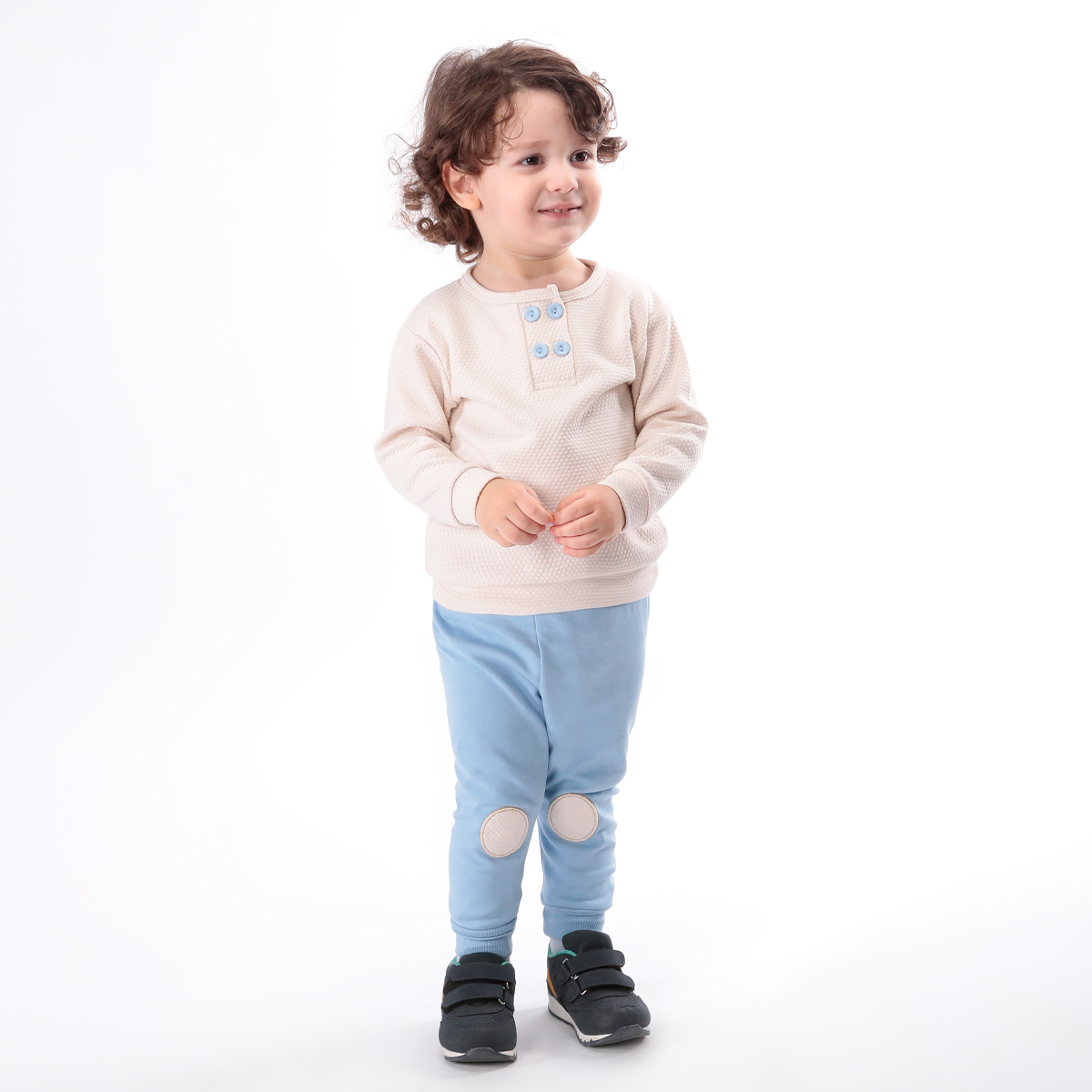 GENİŞ PATLI DÜĞMELİ TAKIM