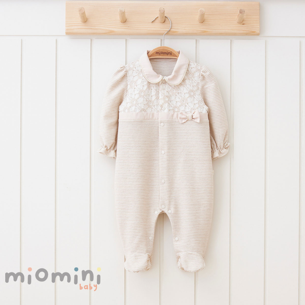 ÇİZGİLİ ŞIK KIZ PATİKLİ TULUM