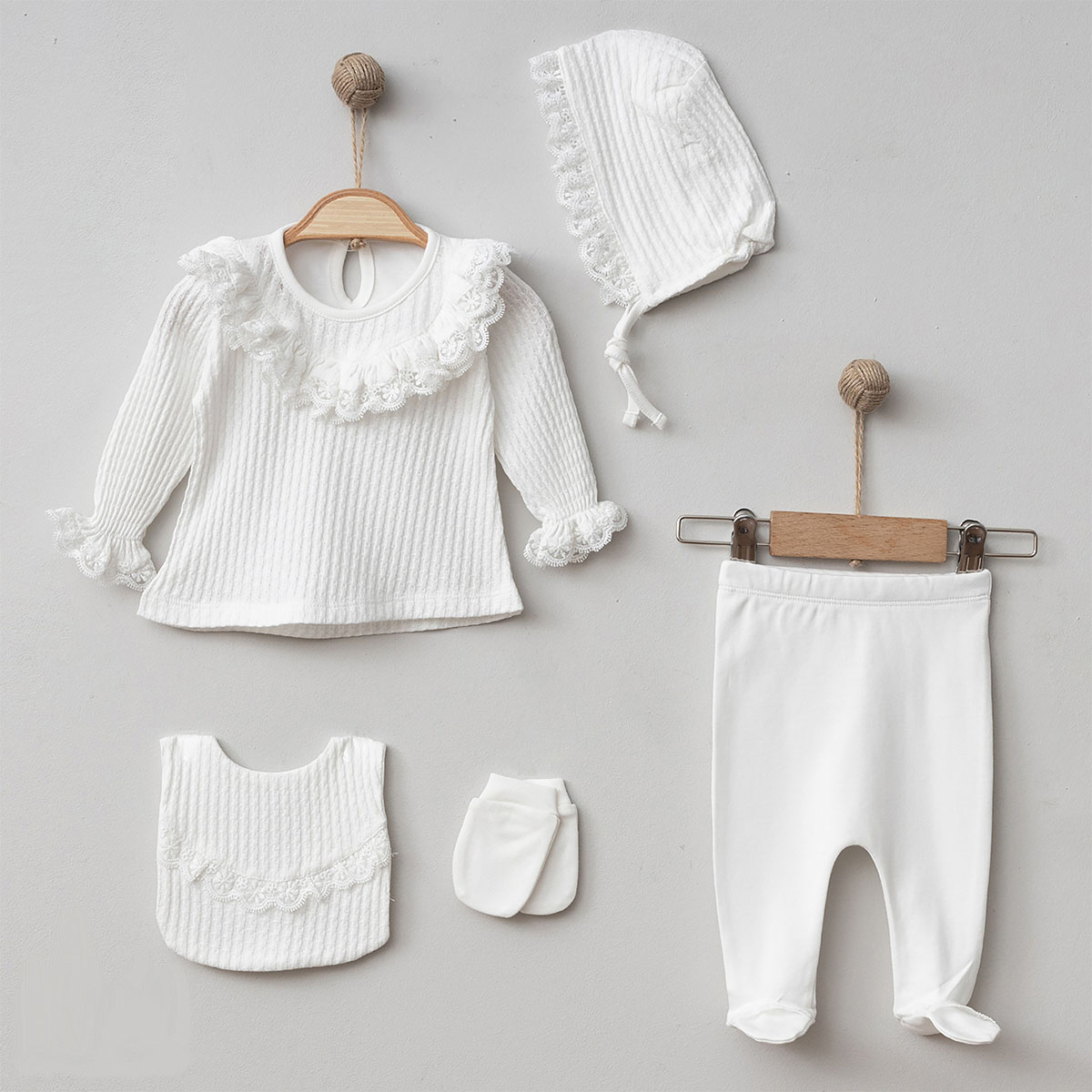 PUGİ KIZ 0/3-3/6 AY FİSTOLU JAKARLI 5Lİ SET