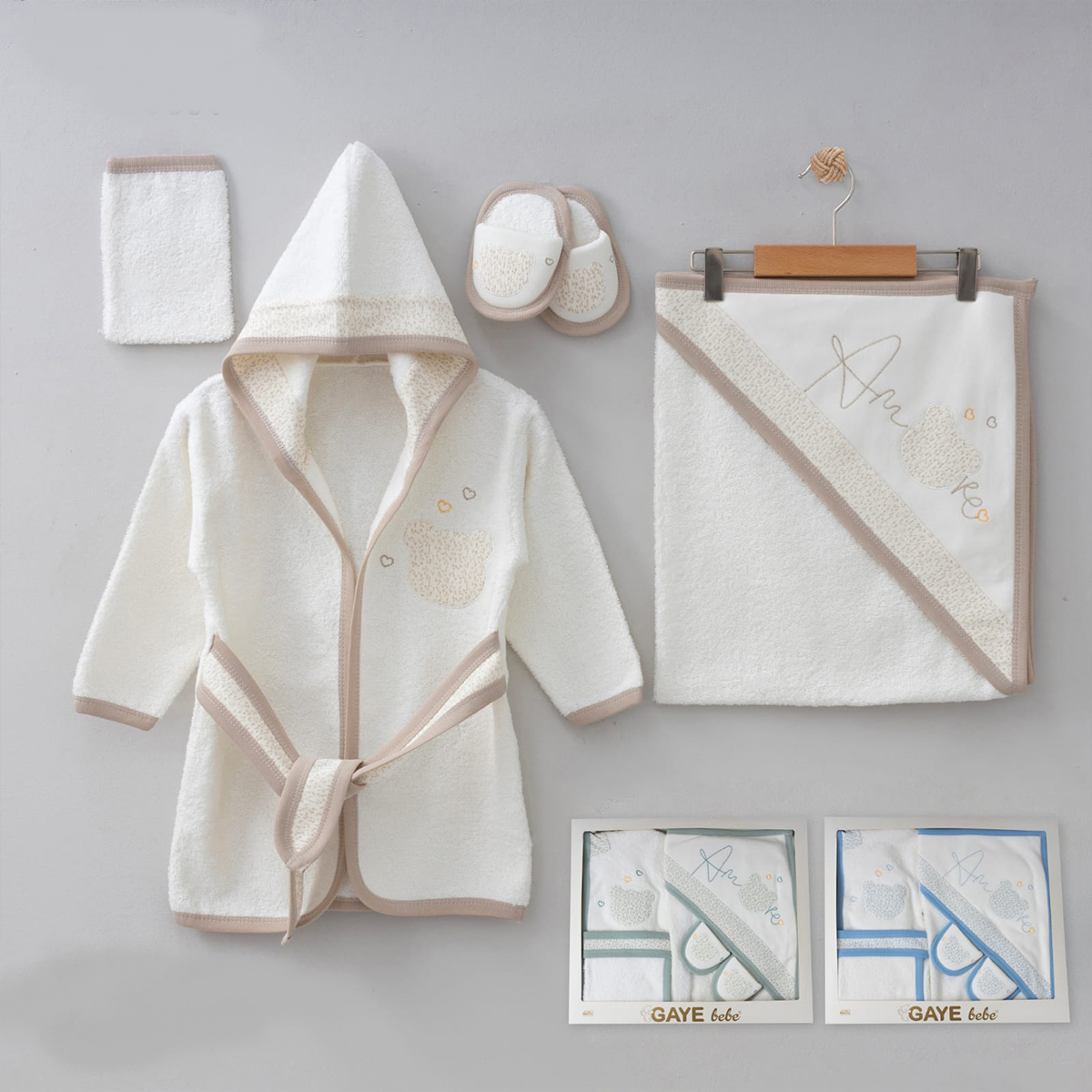 GAYE BEBE UNISEX 0-1 YAŞ KALPLİ AYICIK BORNOZ SET