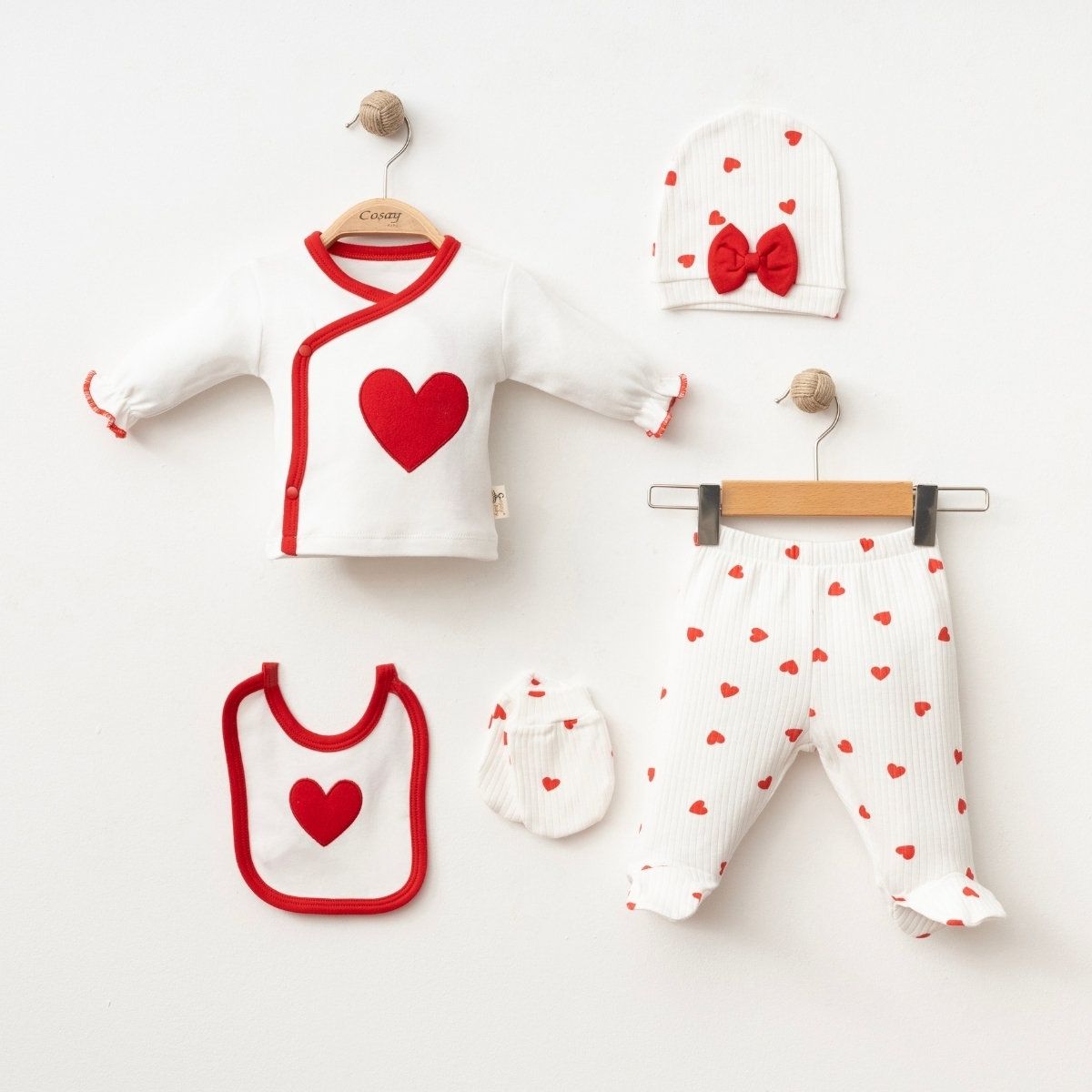 COŞAY BEBE KIZ 0-3 AY BÜYÜK KALP NAKIŞLI 5Lİ SET
