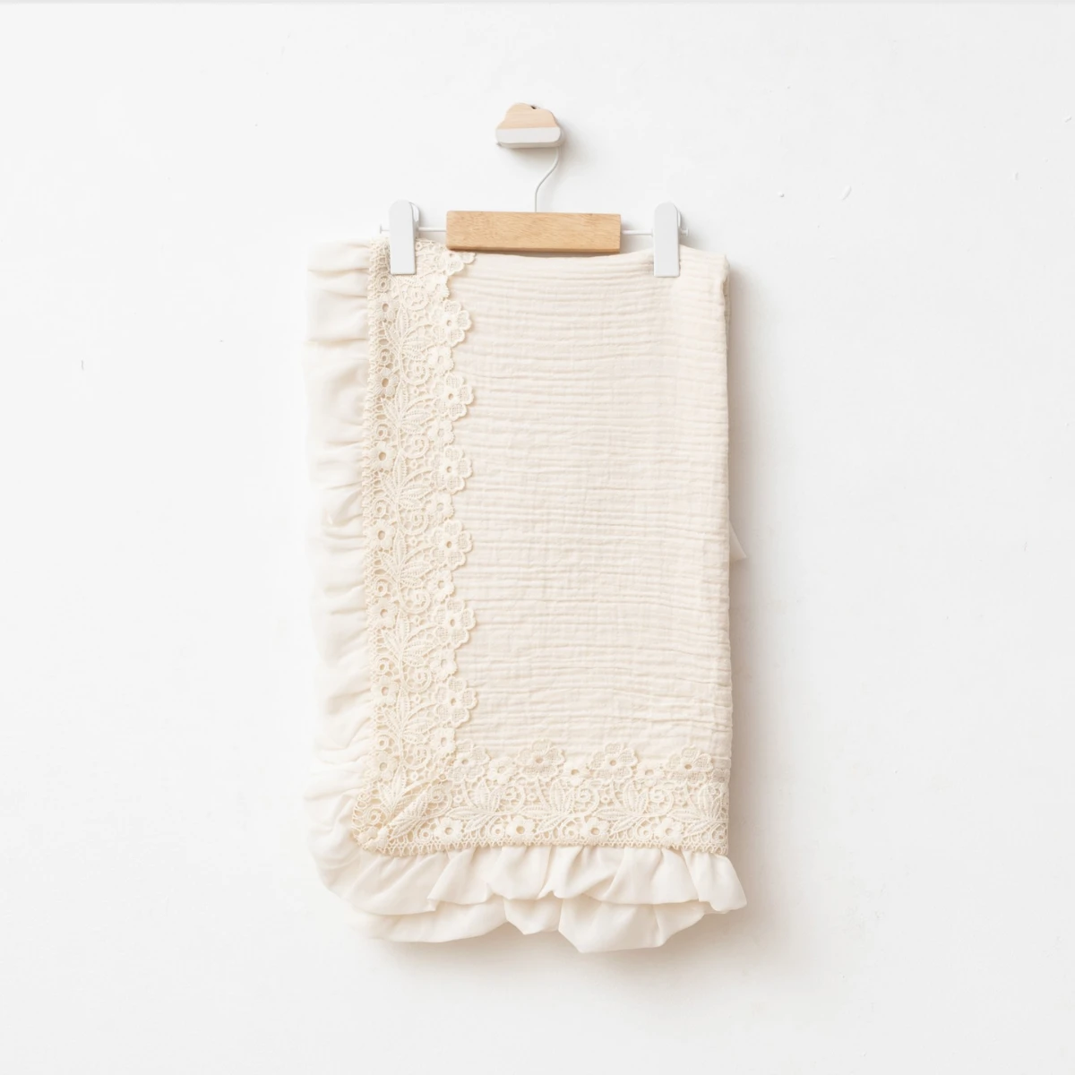 PUGİ KIZ 75*75 CM MÜSLİN LÜX BATTANİYE