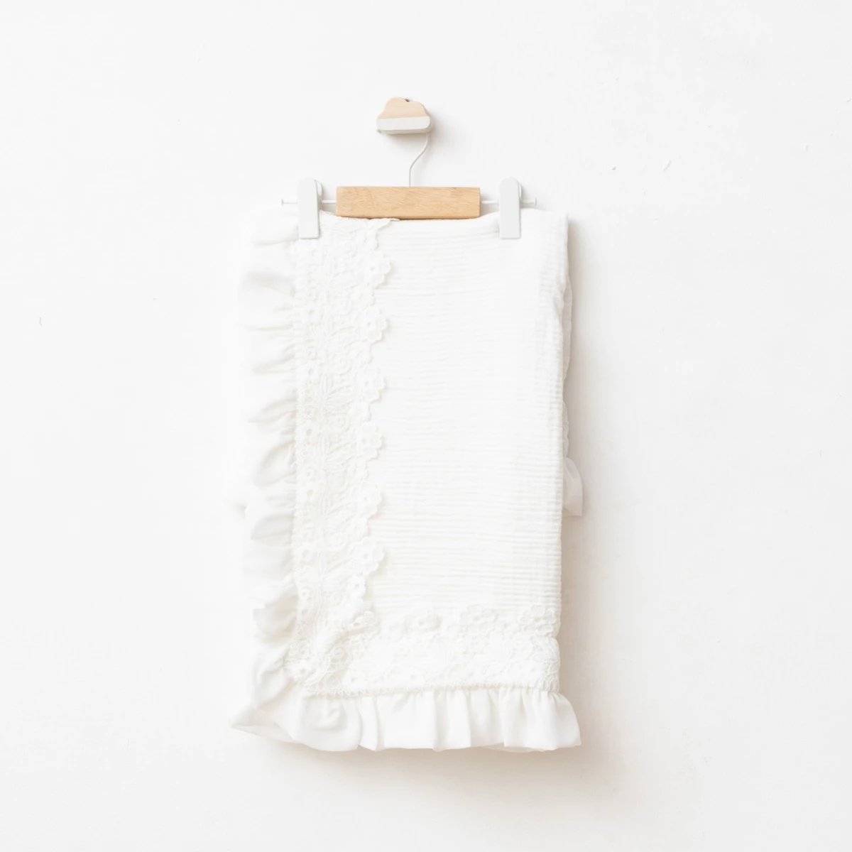 PUGİ KIZ 75*75 CM MÜSLİN LÜX BATTANİYE