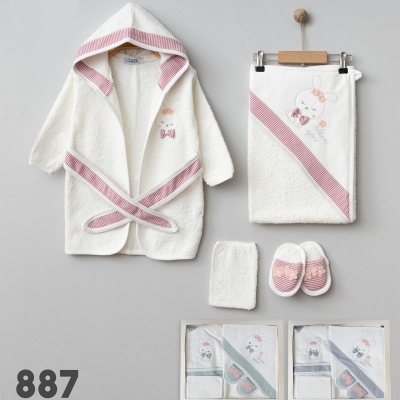 GAYE BEBE KIZ 0-1 YAŞ TAVŞAN NAKIŞLI BORNOZ SET