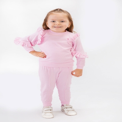 PEMBE
